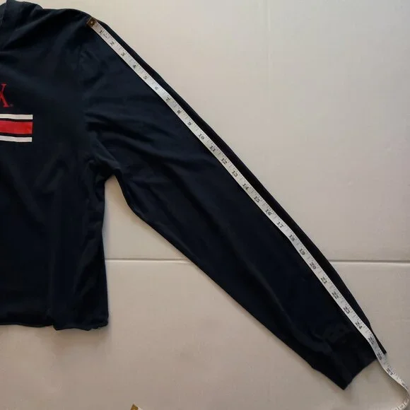 Red Sox Crop Long Sleeve TShirt Blue Women’s Size L - Picture 11 of 16